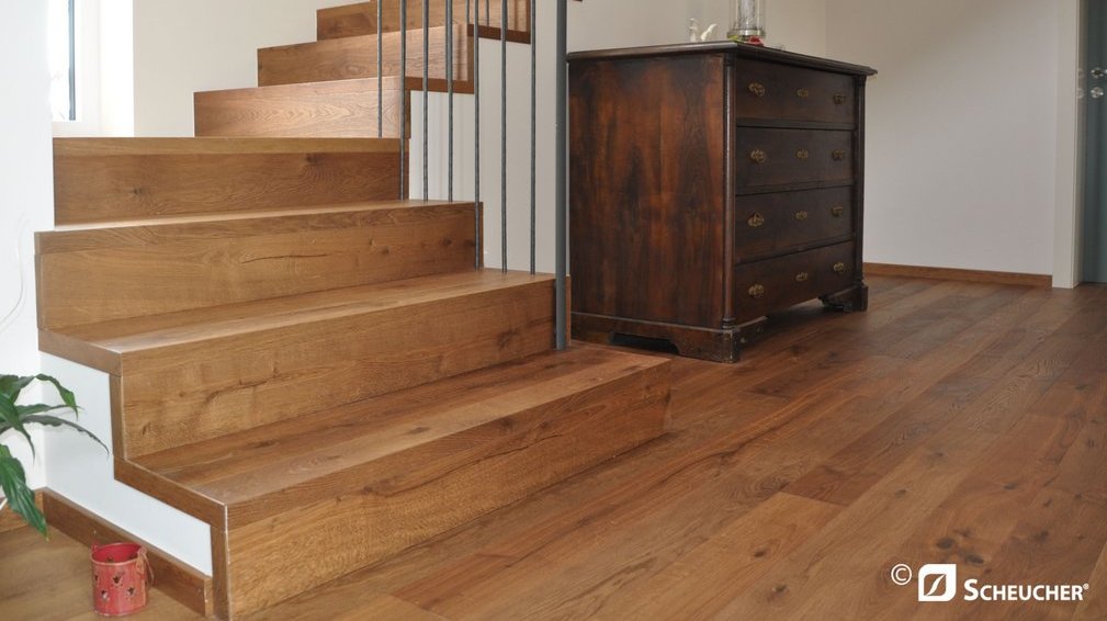 Scheucher_Stairbox_021_Eiche_ged_Coupal_block_copy.jpg