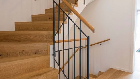 Scheucher_Stairbox_002_Eiche_Astig_Natura_block_copy.jpg