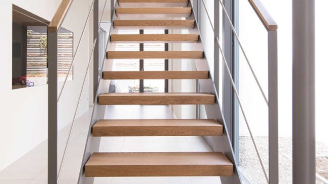 Admonter-STAIRs_Eiche-Lapis-1-650x1024.jpg